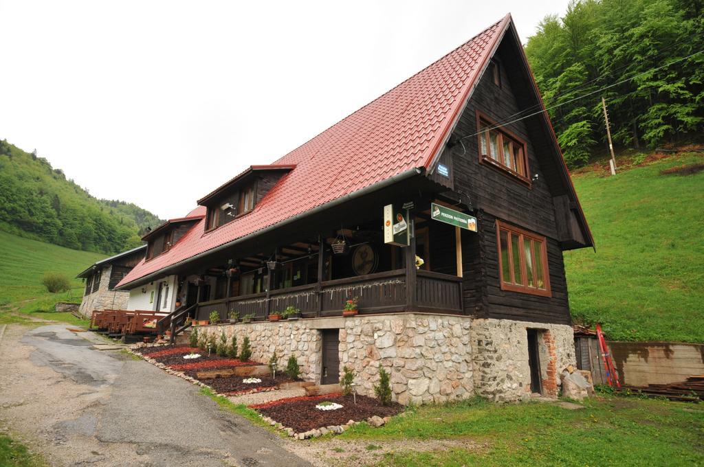 Penzion Pastierna Dedinky Exterior foto